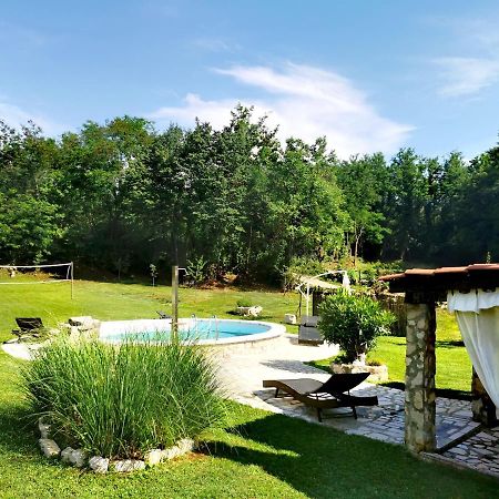 Holiday House Vuki Nedescina Exterior foto